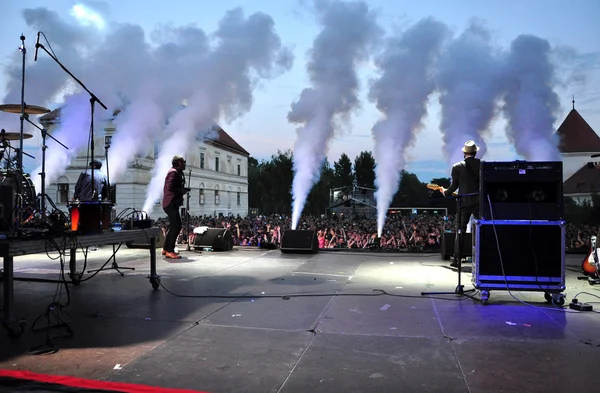 Dub Pistols выступают на Electric Castle Music Festival — стоковое фото