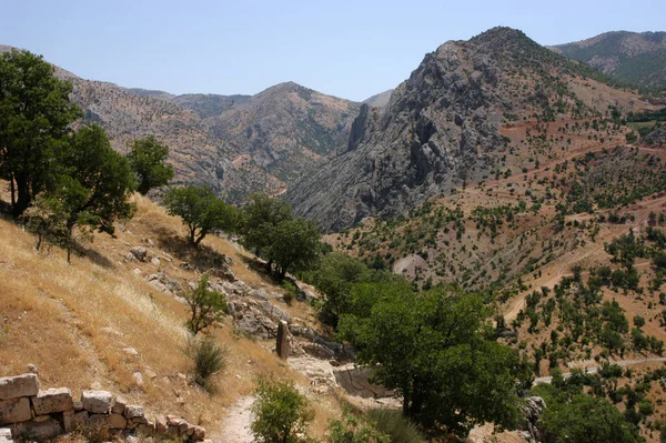 Arid Mountainous Landscape Northern Kurdistan Turkey — стоковое фото