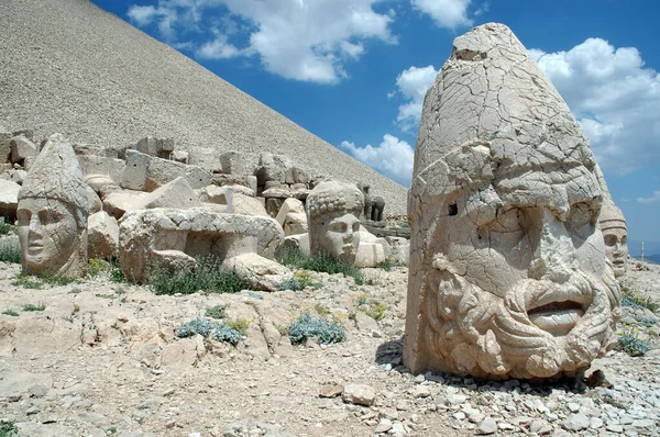 Giant God Heads Mount Nemrut Anatolia Turkey Ancient Colossal Stone — Stock Photo, Image