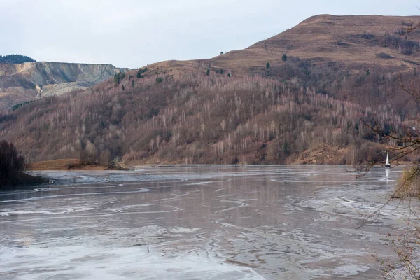 Modderige Wateren Een Gigantische Decanteervijver Giftige Resten Van Een Kopermijn — Stockfoto