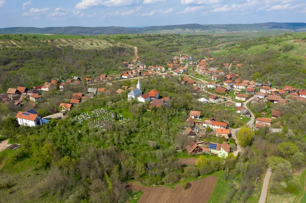 Romanya Nın Transilvanya Kentindeki Tipik Bir Macar Köyünün Hava Görüntüsü — Stok fotoğraf