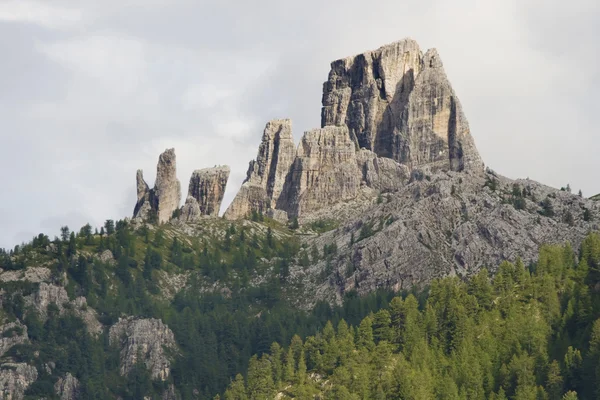 Cinque Torri rock formations — Stock Photo, Image
