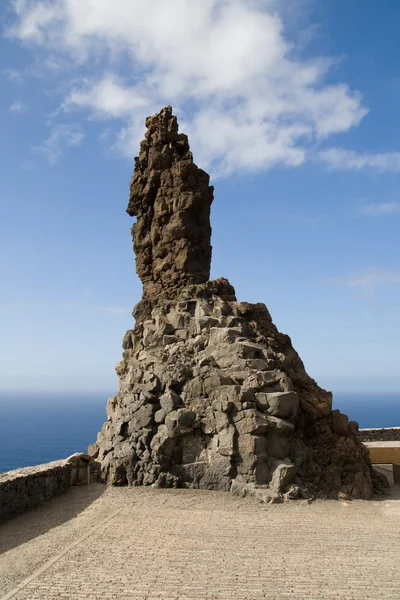 Rock monument i Tana älv — Stockfoto