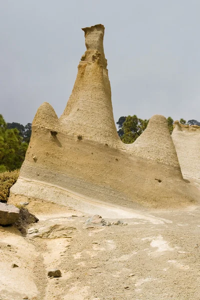 Limestone rock formation — Stock Photo, Image