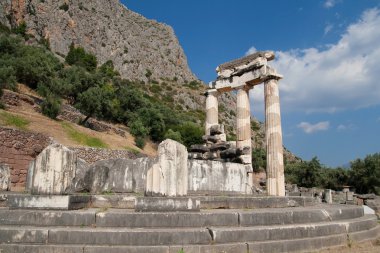 Delphi Dorik sütunlar
