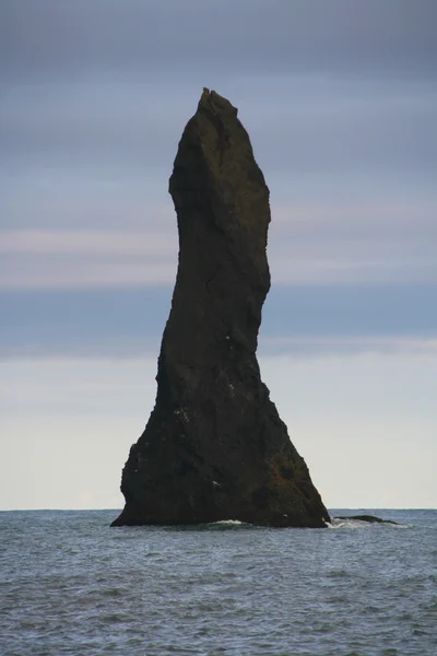 Reynisdrangar — Stockfoto