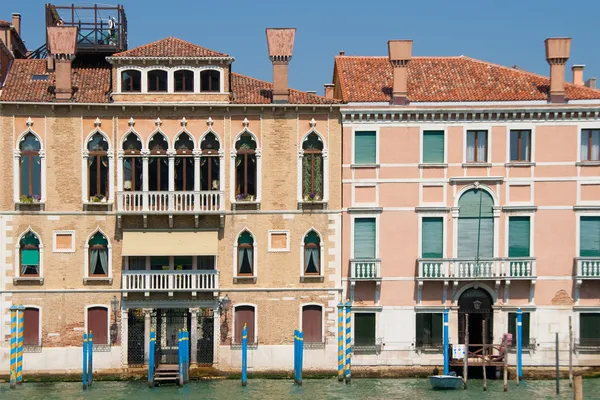 Maisons vénitiennes à Sestiere San Marco — Photo