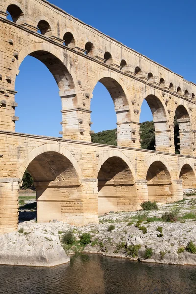 Acueducto romano pont du gard — Foto de Stock