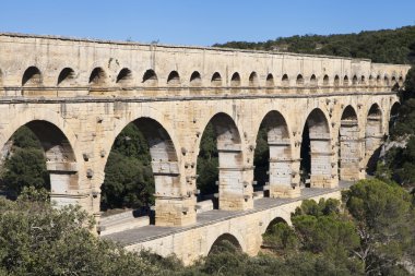 Nimes su kemeri pont du gard