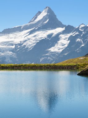 yansıyan schreckhorn