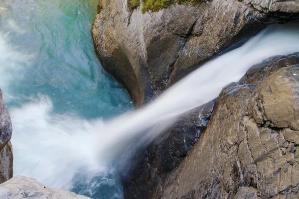 Lägre vattenfall av trummelbach — Stockfoto
