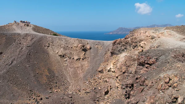 Cratera do vulcão Nea Kameni em Santorini — Fotografia de Stock