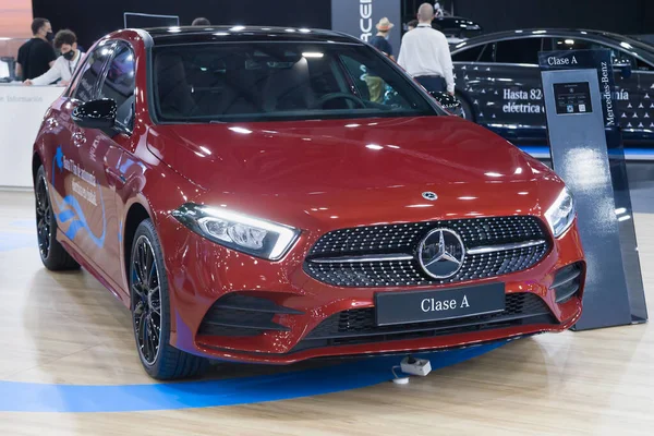 Βαρκελώνη Ισπανία Οκτωβρίου 2021 Mercedes Benz 250E Παρουσιάστηκε Στο Automobile — Φωτογραφία Αρχείου