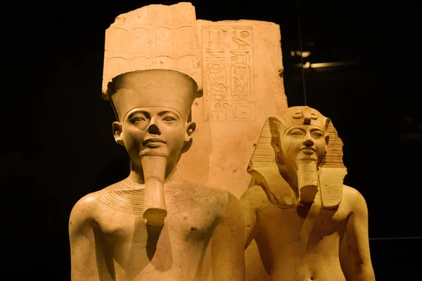 Torino Olaszország 2021 Augusztus Horemheb Király Szobra Amun Istennel Egyiptomi — Stock Fotó