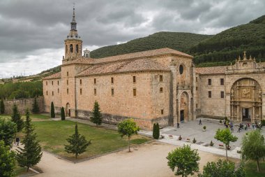 San Millan de la Cogolla, İspanya - 29 Ağustos 2020: San Millan de la Cogolla, İspanya.