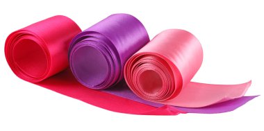 Üç renkli kurdeleler