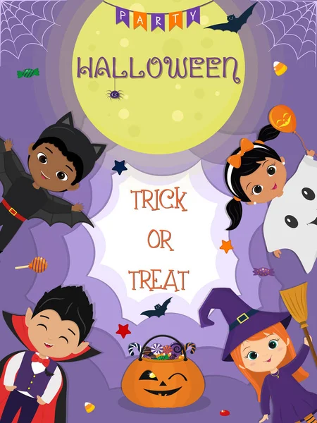 Šťastné Halloweenské pozvání. Halloween děti postavy v různých kostýmech na pozadí úplňku. Dýně se sladkostmi. Karikatura, vektor. — Stockový vektor