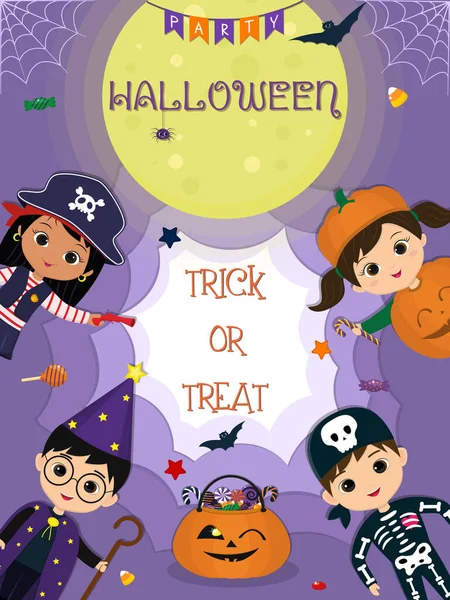 Šťastné Halloweenské pozvání. Halloween děti postavy v různých kostýmech na pozadí úplňku. Dýně se sladkostmi. Karikatura, vektor. Stock Vektory
