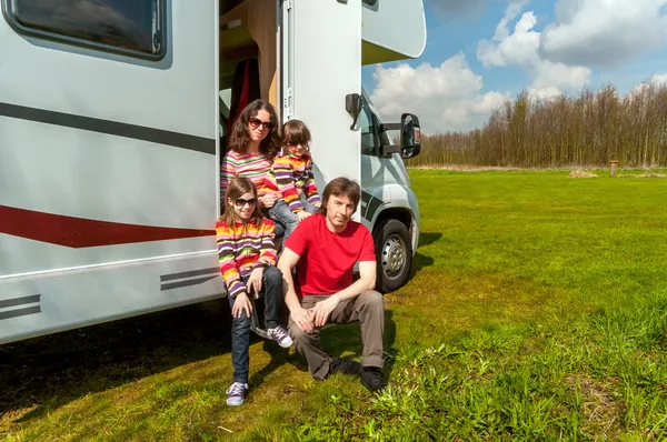Family travel in camper (rv) on spring vacation — Stock Photo, Image