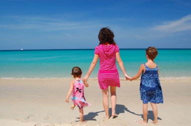 Aile beach tatil