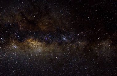 Yıldızlar ve galaksiler gökyüzü gece evreni parlak yıldız alanının siyah yıldızlı arka planı