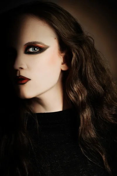 Woman portrait with vamp gothic makeup — Stock Photo, Image