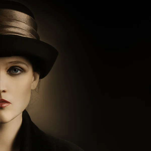 帽子の肖像画でビンテージ レトロな女性 — ストック写真