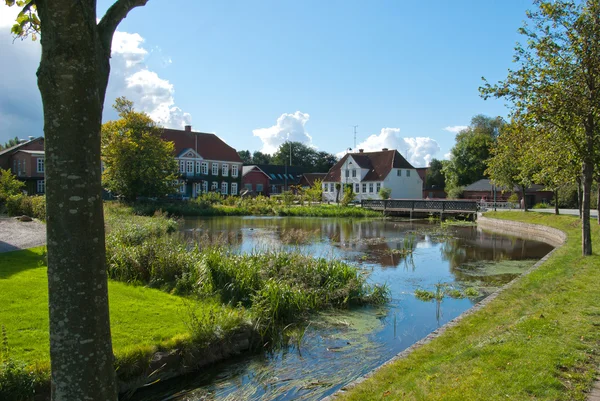 Typische kleine stad in Denemarken — Stockfoto