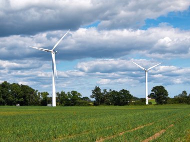 elektrik üreten Rüzgar türbinleri
