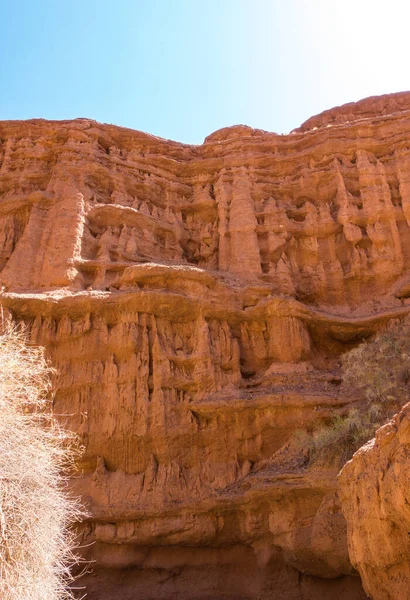 Cuentos Rojos Arcilla Región Issyk Kul Kirguistán Hermoso Paisaje Montaña —  Fotos de Stock