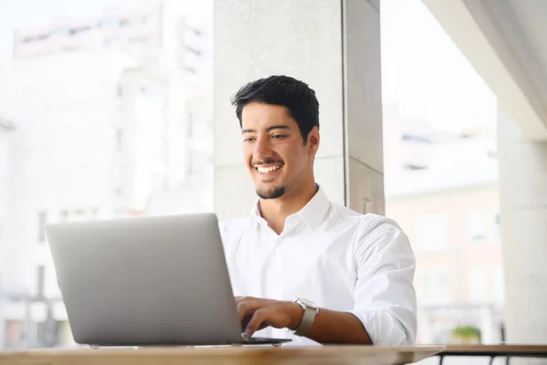 Latin Male Developer Freelancer Office Employee Using Laptop Sitting Desk — Photo