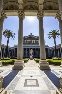 st. paul Bazilikası duvarların dışında