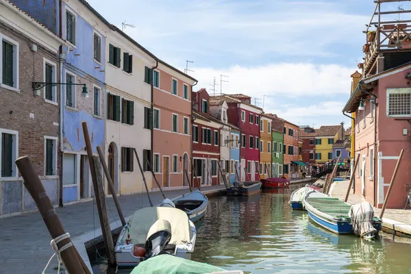 Typical Glimpse Island Burano Its Characteristic Colored Houses — Stock Photo, Image