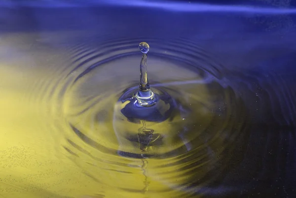 Gota de agua —  Fotos de Stock