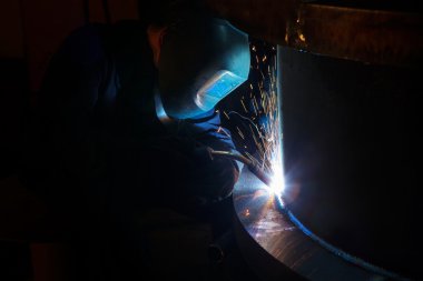 Kaynakçı işçi kaynak