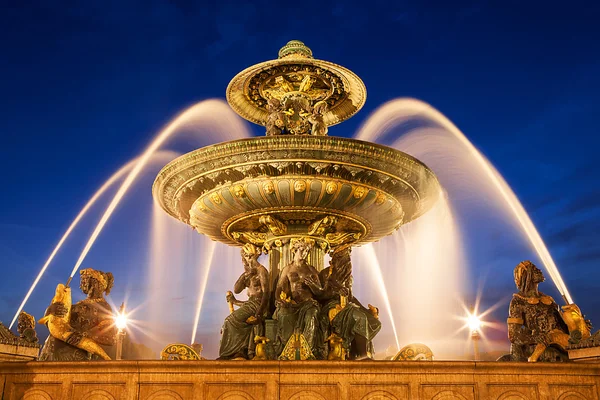 Fountain at the Place de la Concorde — Stock Photo, Image