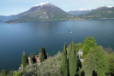 como Gölü'nün muhteşem görünümü