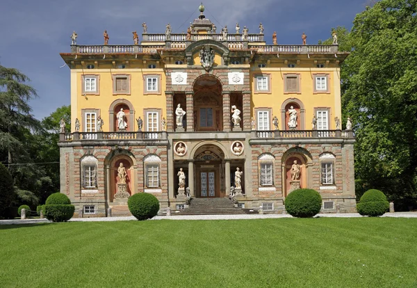 A Villa Torrigiani na Toscana — Fotografia de Stock
