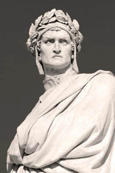 Marble statue of Dante Alighieri — Stock Photo, Image