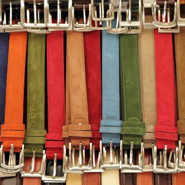 renkli süet pantolon kemer görüntüleme