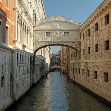 f kaplı iç çeker (ponte dei sospiri), köprü köprü yapılmış