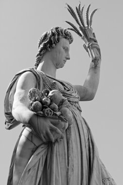 Statue of Ceres ( greek Demeter ) - ancient roman goddess of th clipart