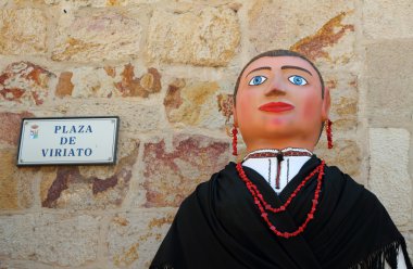 Zamora, İspanya - Ağustos 29: birçok latin festivaller dahil kıyafetler