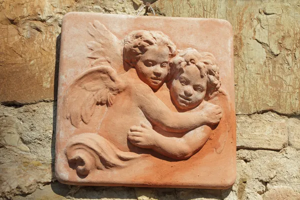 Couple of two hugging angels — Stock Photo, Image