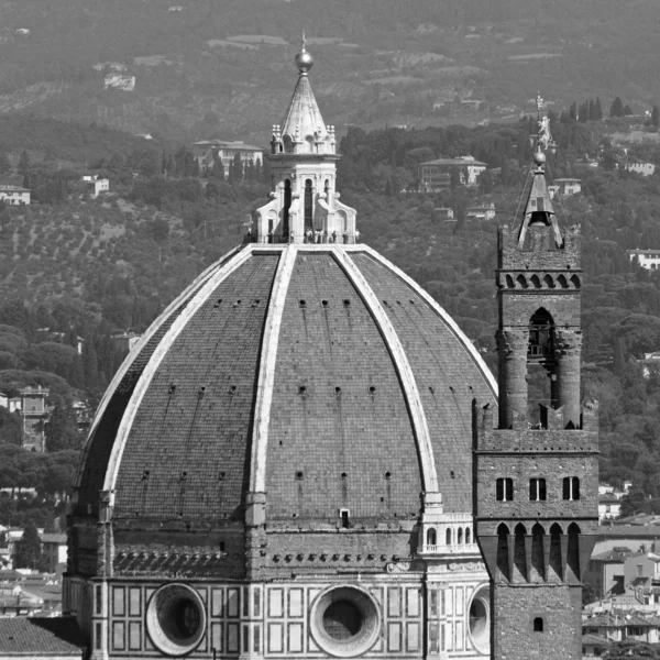 Cúpula da Capela Medici ao pôr-do-sol — Fotografia de Stock