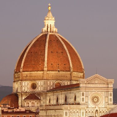ışık ağarma adlı katedral