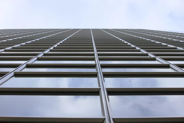 Glasvägg i skyskrapa — Stockfoto