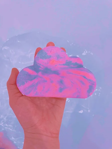 Girl Going Take Bath Bath Bomb Form Cloud — Stock Photo, Image