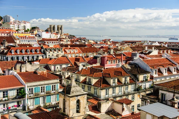 Cidade pitoresca de Lisboa, Portugal — Fotografia de Stock