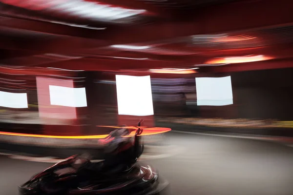 Blurred Electric Kart Driver Speed Rive Room Circuit Race — 스톡 사진